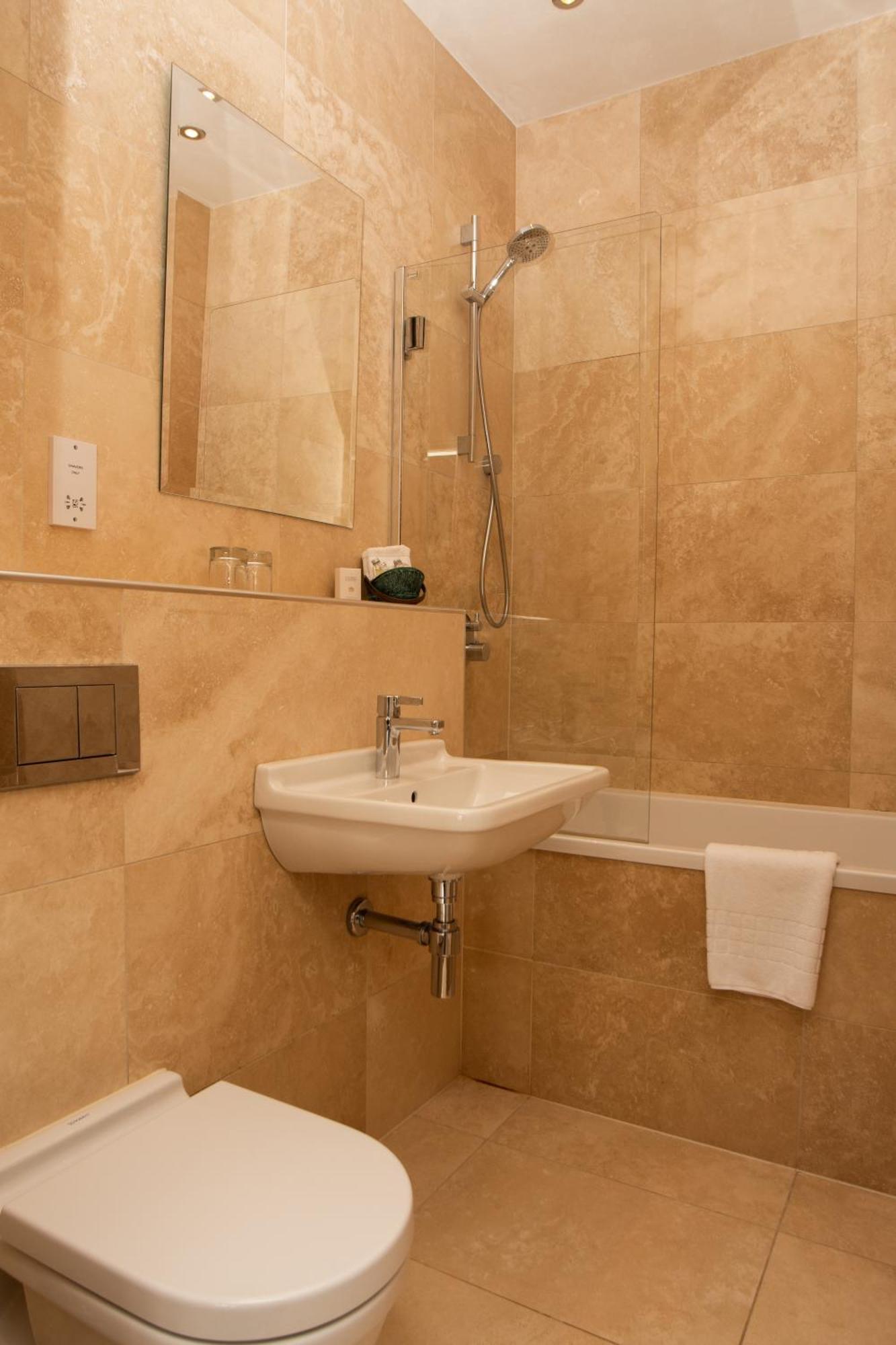 Chirnside Hall Hotel الغرفة الصورة
