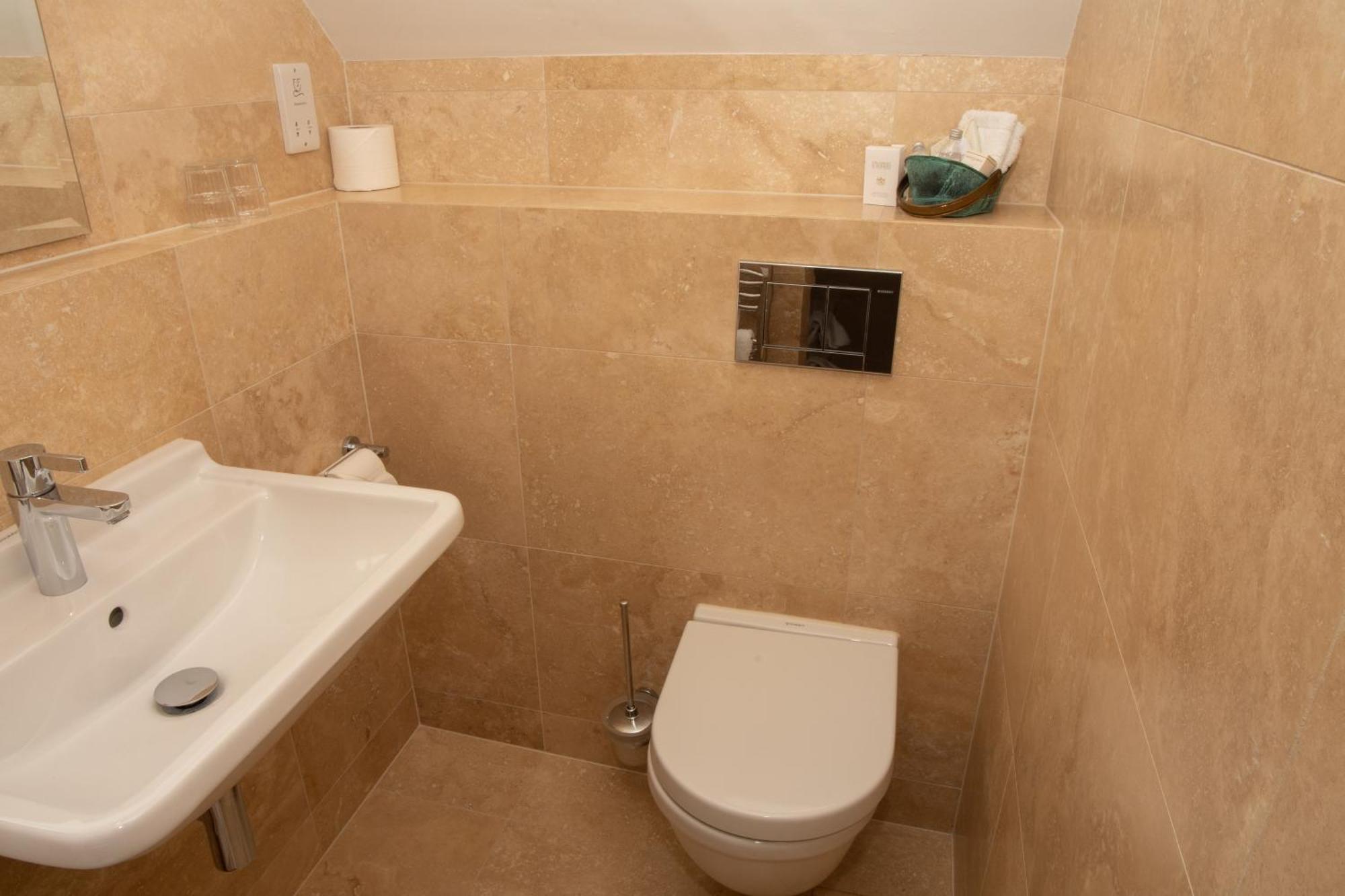 Chirnside Hall Hotel الغرفة الصورة